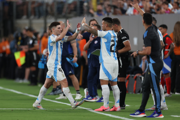 EAST RUTHERFORD, NEW JERSEY - JUNE 25: Lautaro Martinez of Argentina enters the pitch instead of Julian Alvarez of Argentina during the CONMEBOL Copa America 2024 match between Chile and Argentina at MetLife Stadium on June 25, 2024 in East Rutherford, New Jersey. 